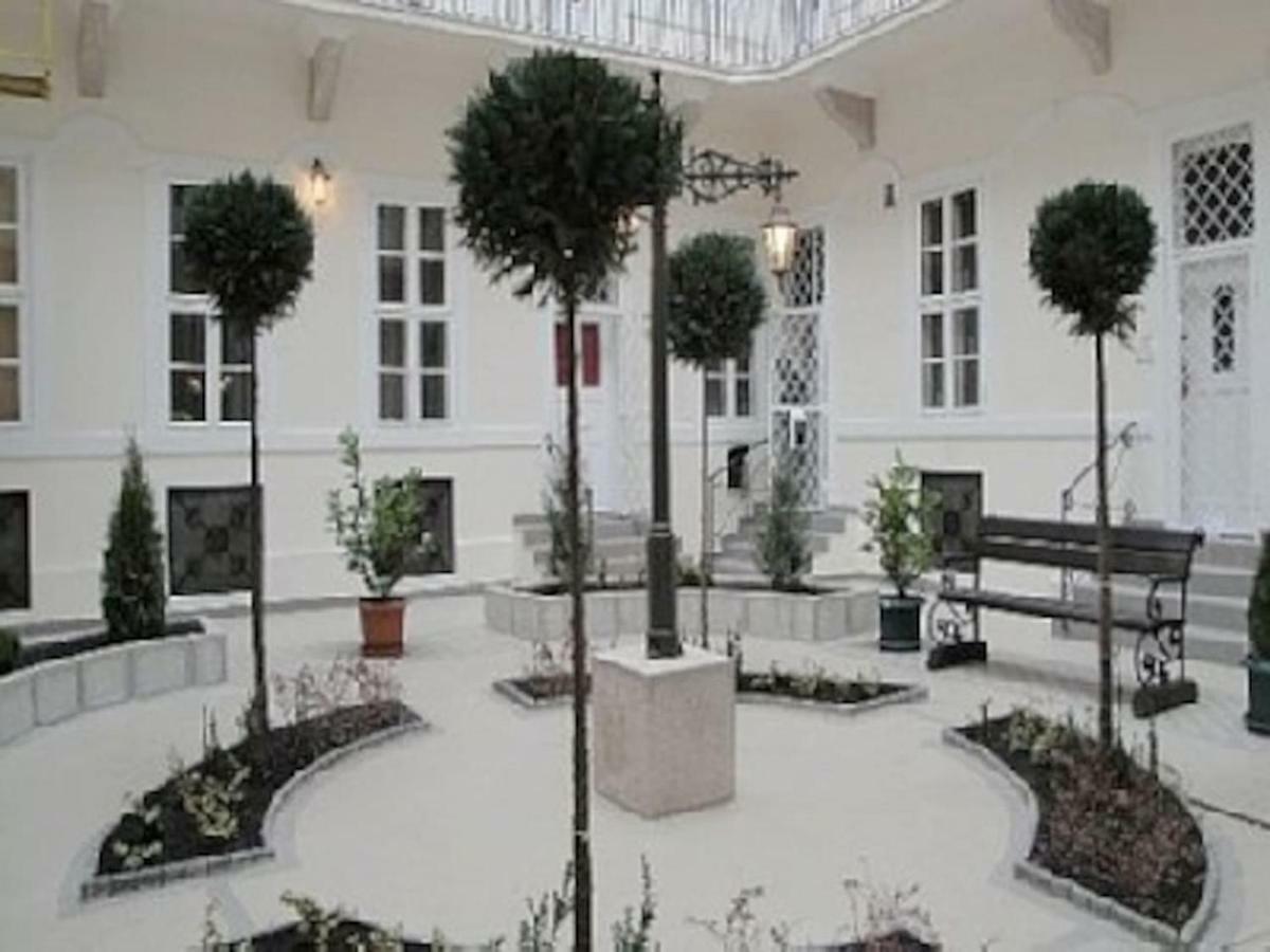 Apartment Szondi Duplex